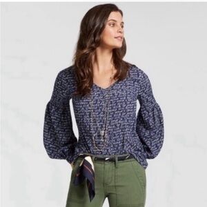 Cabi Blouse Purple/Plum Te Amo Love You Balloon Sleeve Women’s Size Large